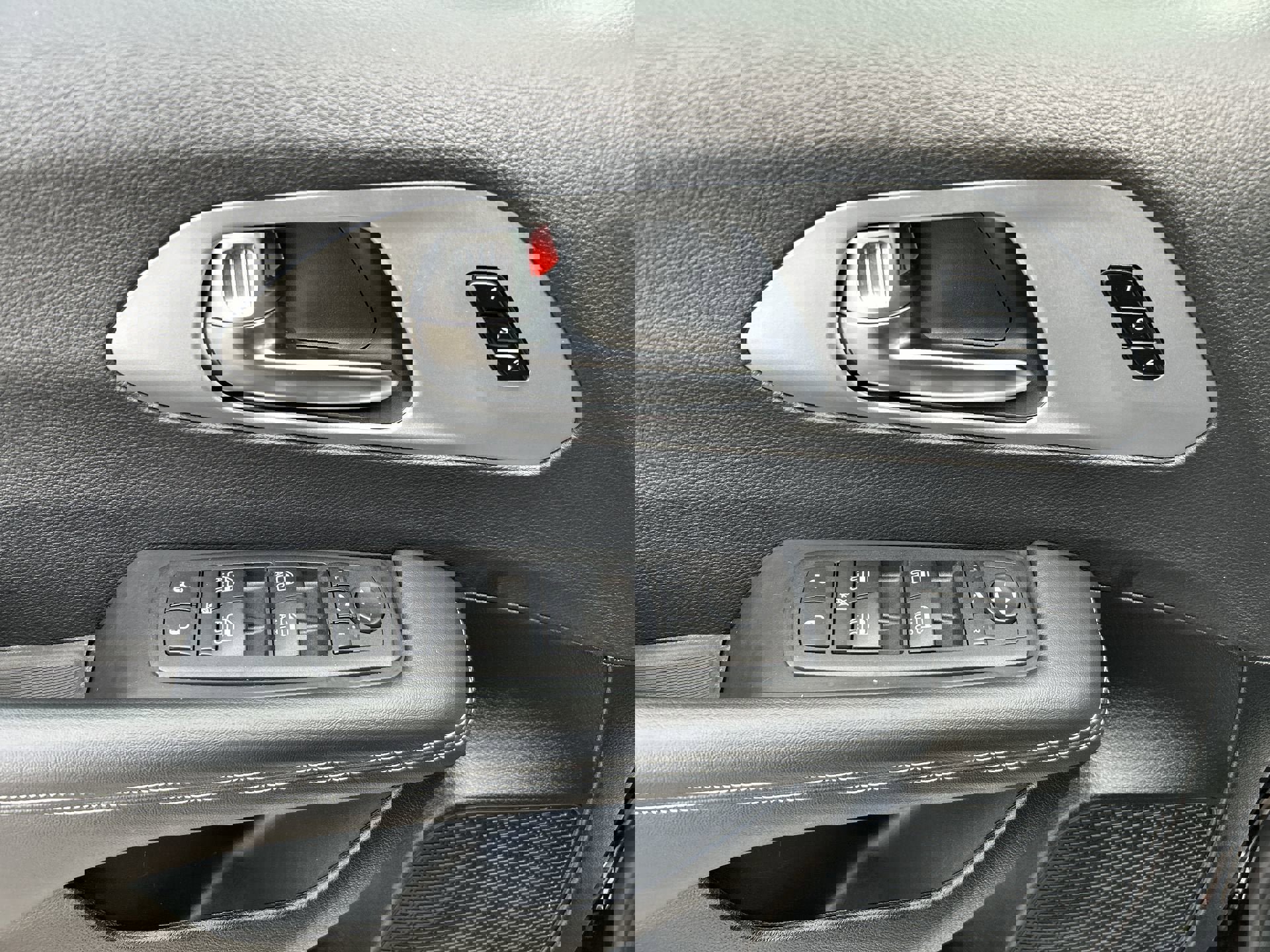 Used 2025 Chrysler Pacifica Limited image 11