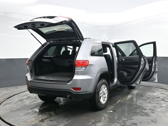 Used 2019 Jeep Grand Cherokee Laredo AWD/4WD image 47