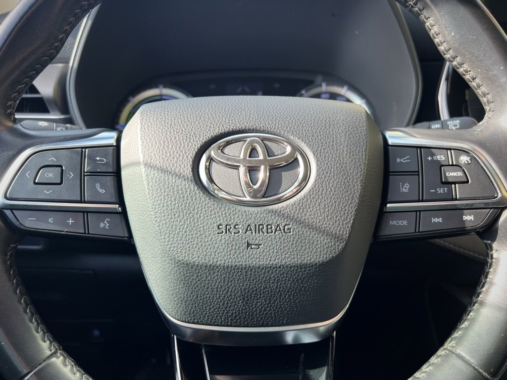 Used 2021 Toyota Highlander LE image 57