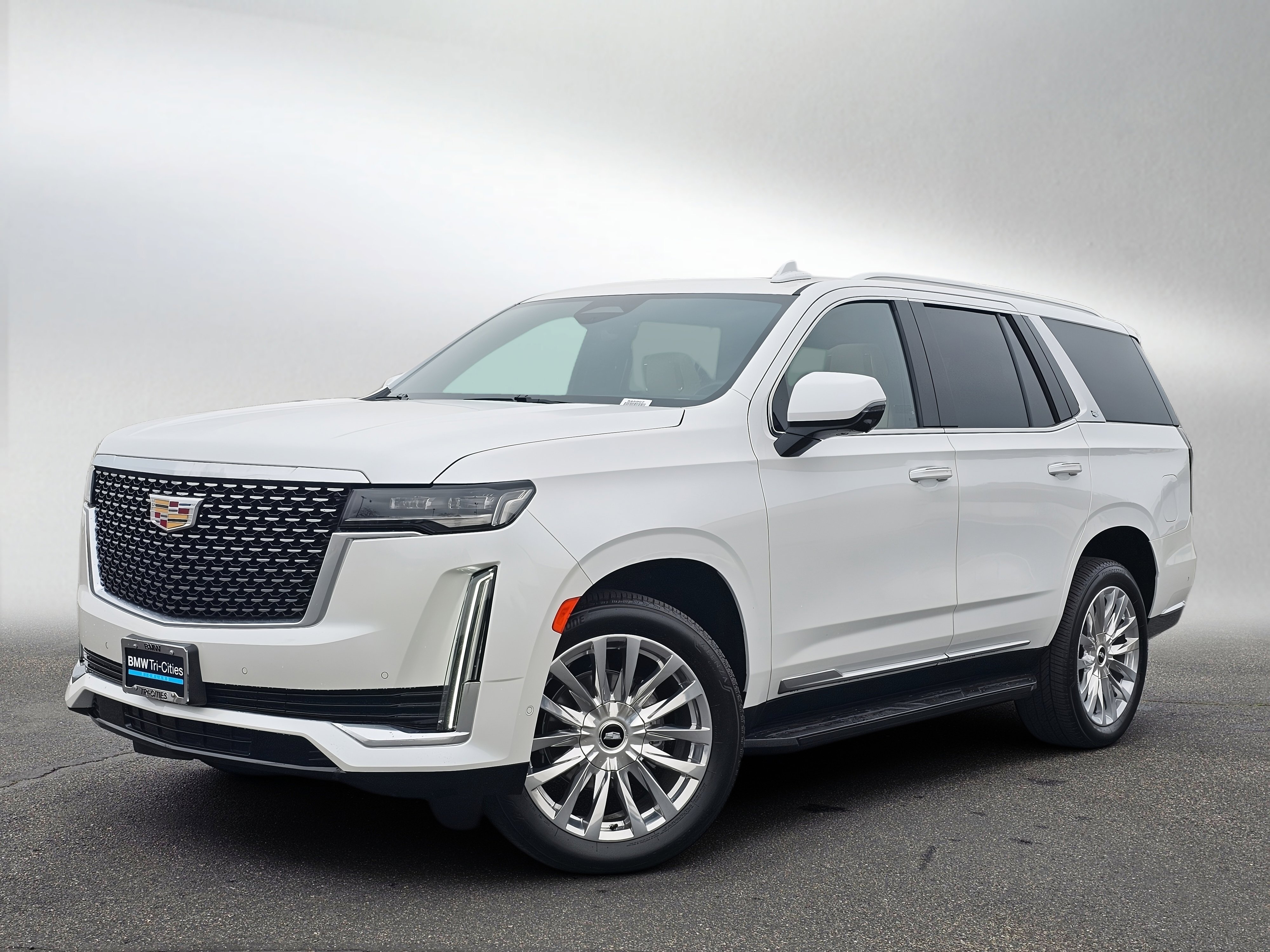 Used 2023 Cadillac Escalade Premium Luxury w/ Performance Package image 1
