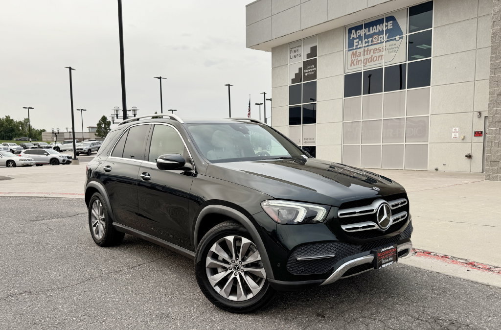 Used 2023 Mercedes-Benz GLE 350 w/ Premium Package image 2