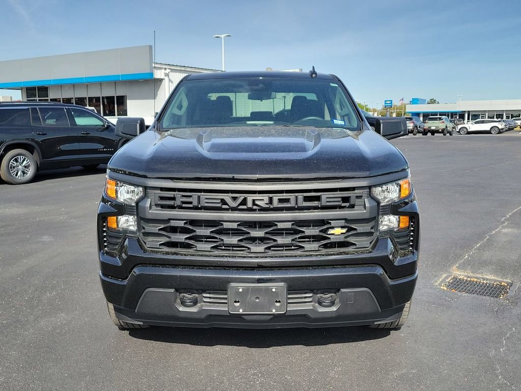 Used 2025 Chevrolet Silverado 1500 Custom image 9
