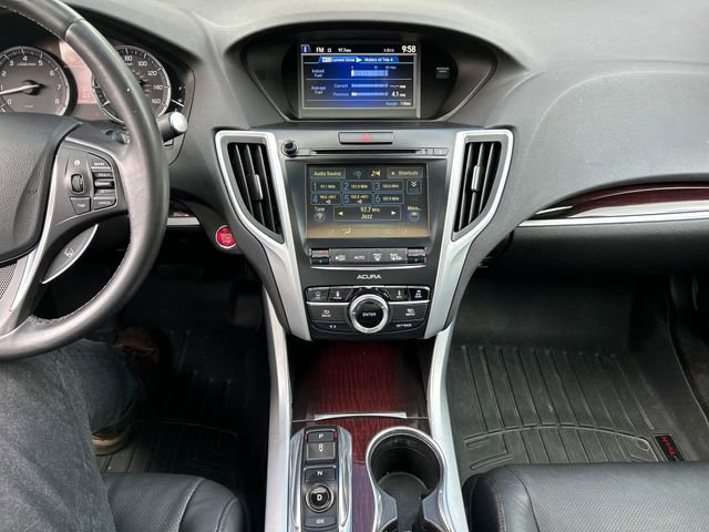 Used 2017 Acura TLX V6 SH-AWD w/ Technology Pkg image 18