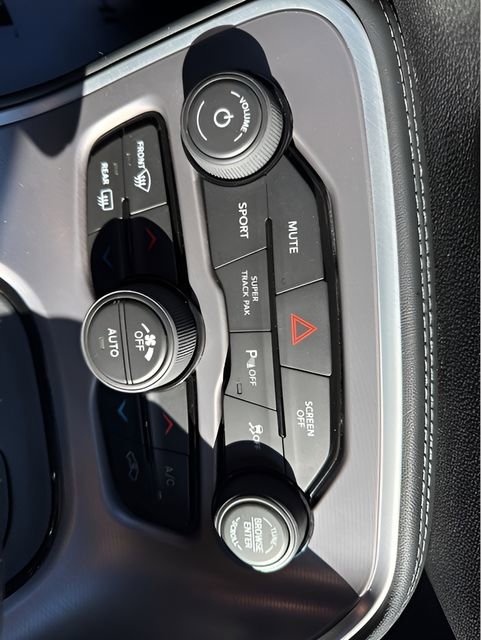 Used 2022 Dodge Challenger GT image 15