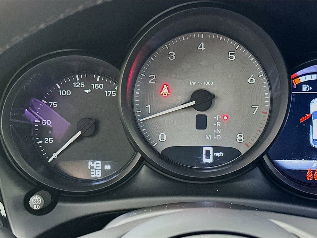 New 2025 Porsche Macan S image 13