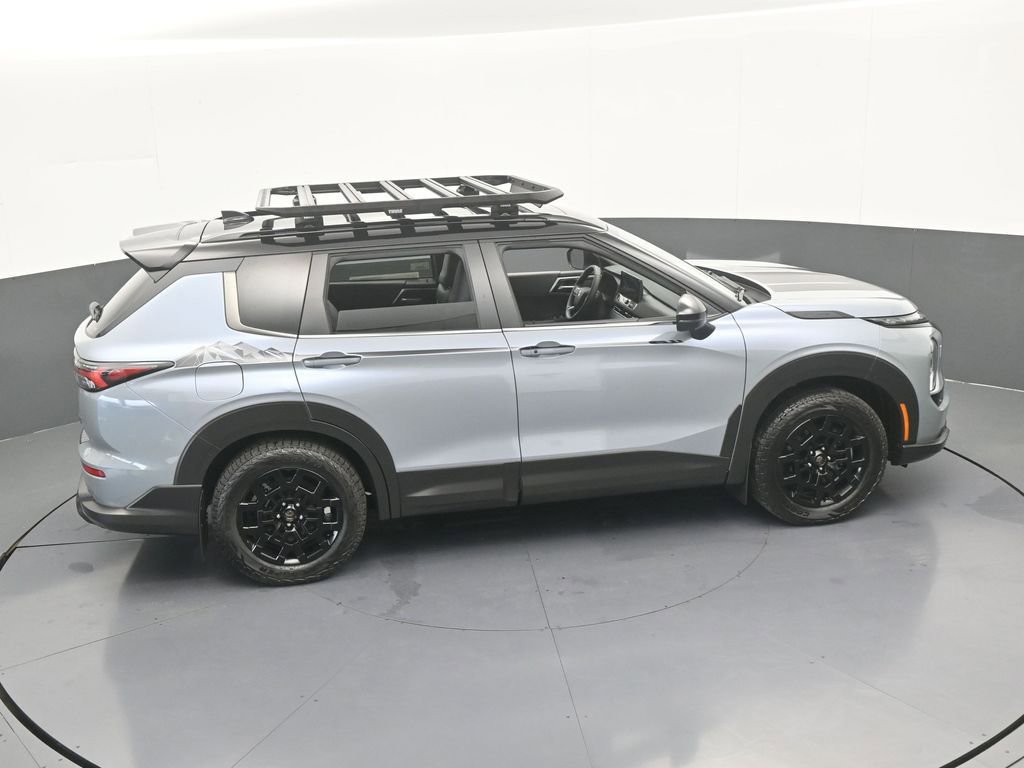 New 2025 Mitsubishi Outlander AWD image 64