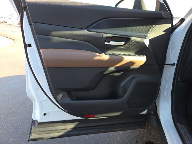 Used 2026 Toyota Grand Highlander MAX Platinum image 13