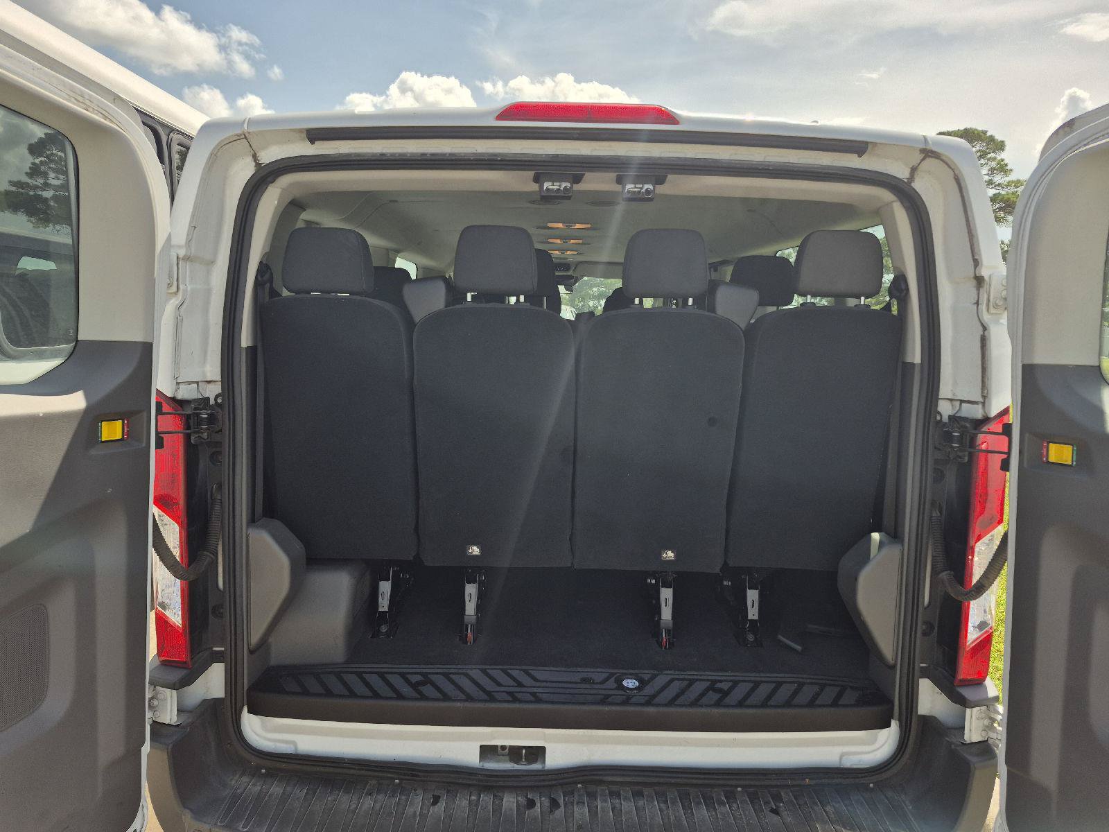 Used 2020 Ford Transit 350 XLT RWD image 9
