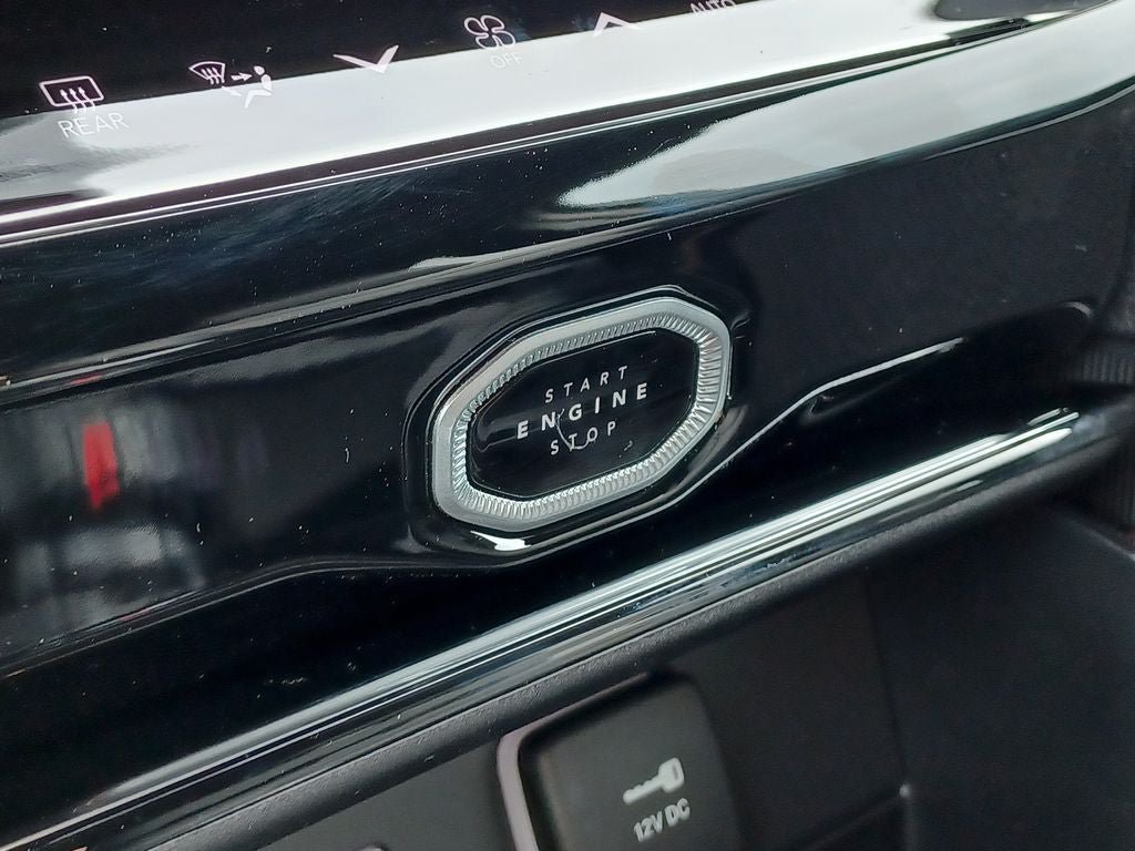 New 2026 Jeep Grand Cherokee Limited AWD/4WD image 16