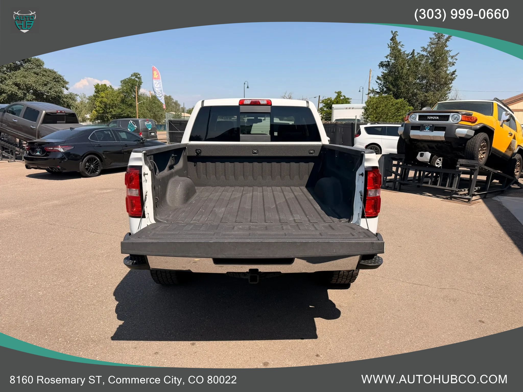 Used 2015 GMC Sierra 1500 SLT w/ SLT Crew Cab Value Package AWD/4WD image 6