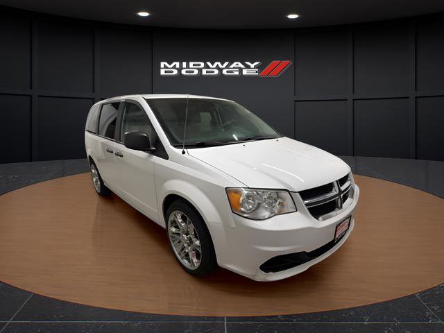 Used 2019 Dodge Grand Caravan SE w/ UConnect Hands-Free Group image 1