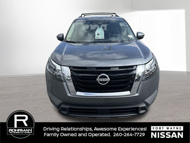 New 2025 Nissan Pathfinder SV image 6