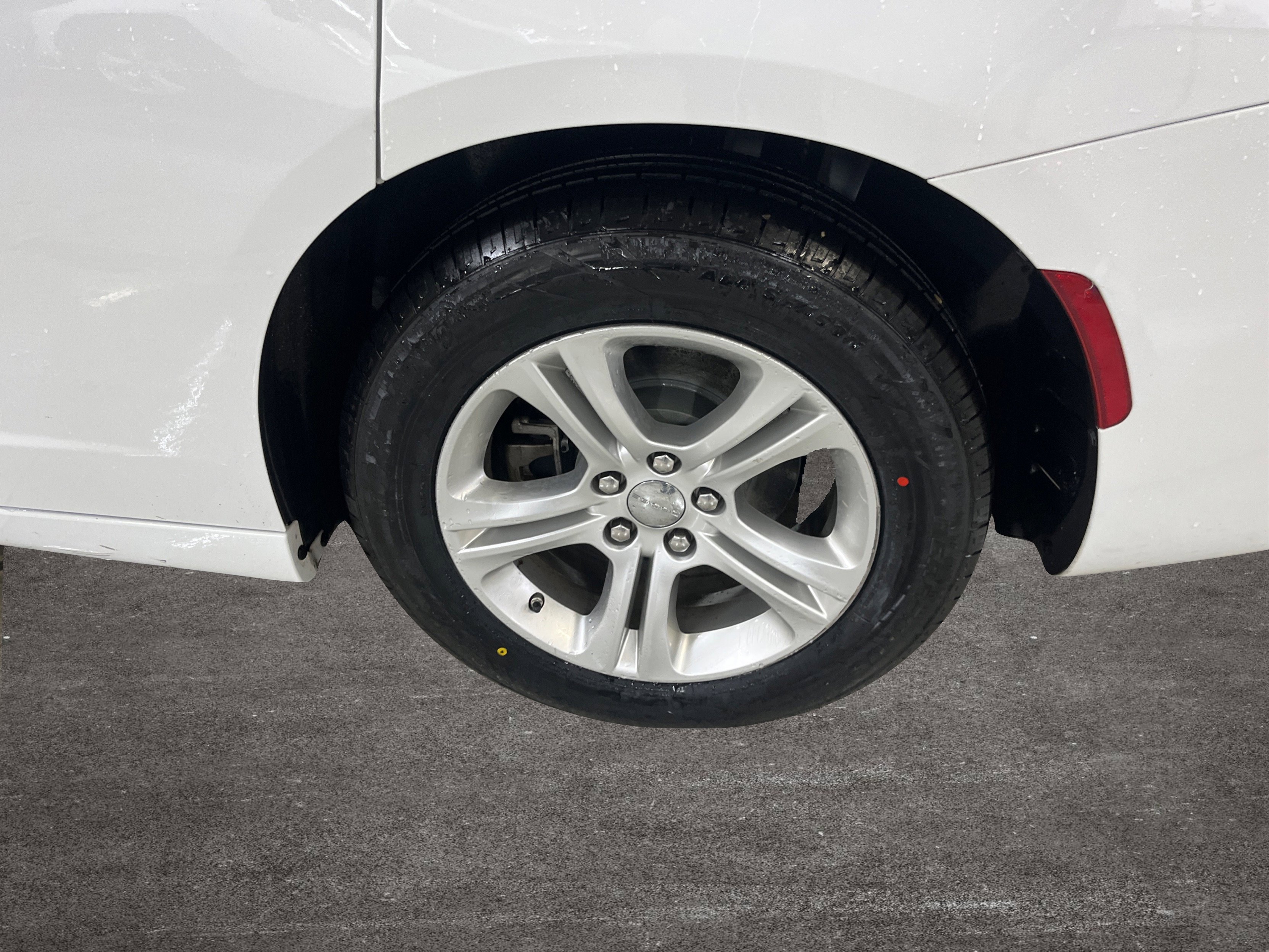 Used 2022 Dodge Charger SXT image 33