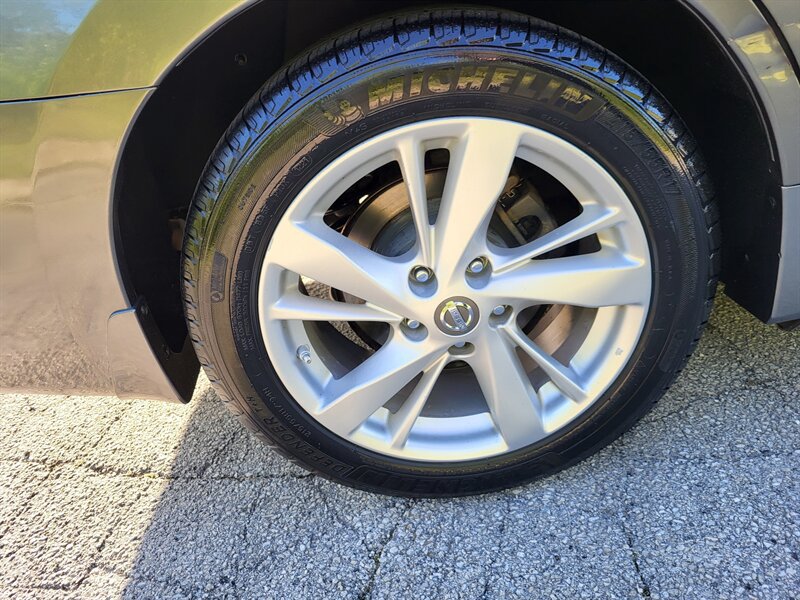 Used 2014 Nissan Altima 2.5 SV FWD image 31