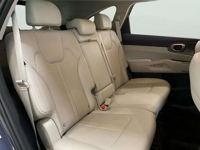 Used 2025 Kia Sorento S AWD/4WD image 75