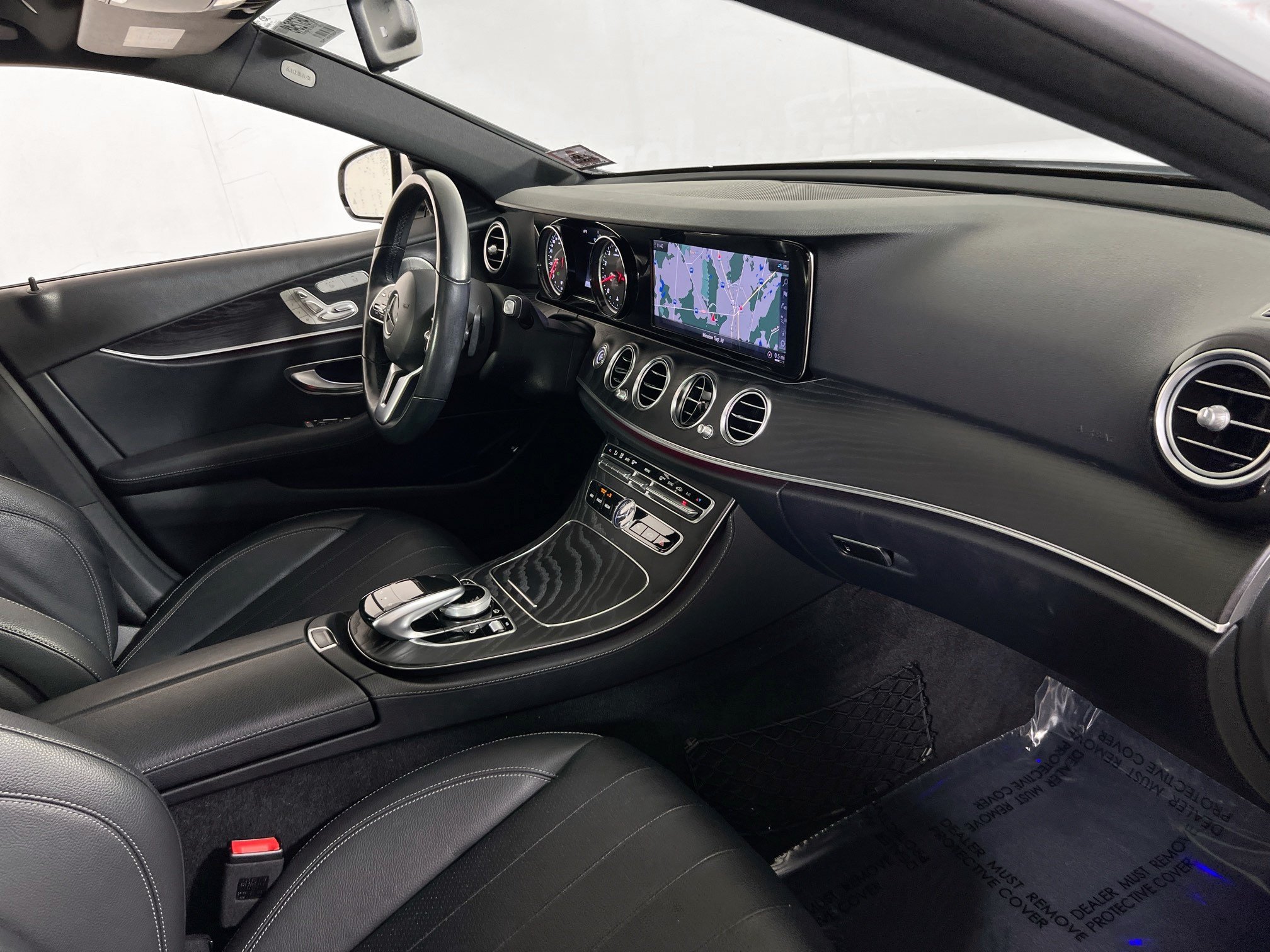 Used 2019 Mercedes-Benz E 300 4MATIC image 30