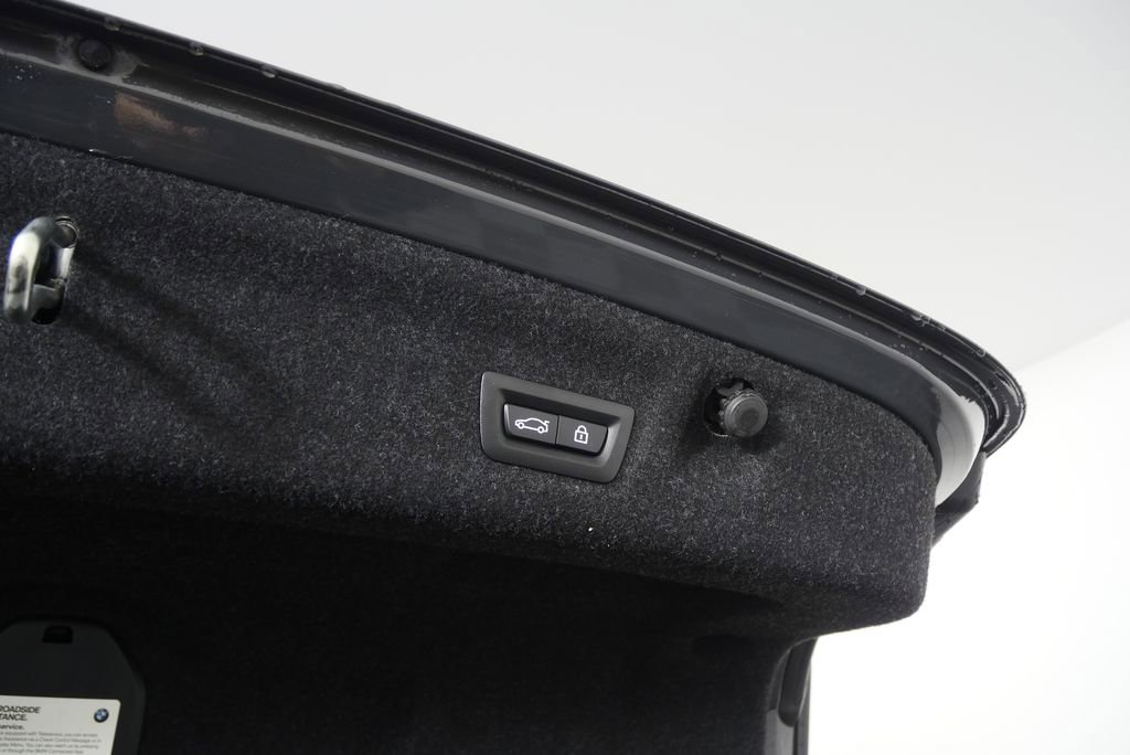 Used 2021 BMW M4 Coupe image 17