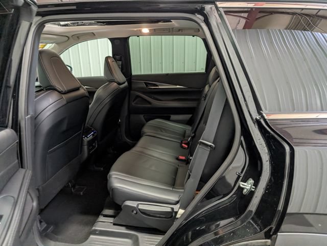 Used 2023 INFINITI QX60 Luxe w/ Cargo Package AWD/4WD image 10