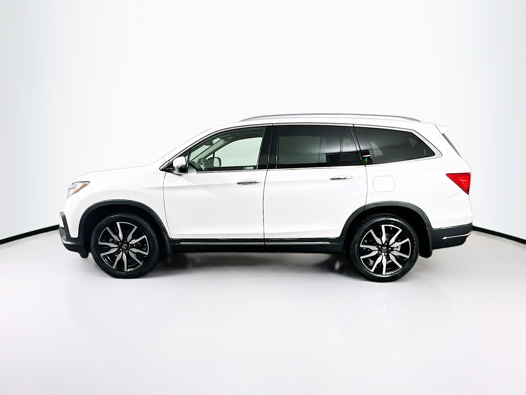Used 2022 Honda Pilot Touring image 4