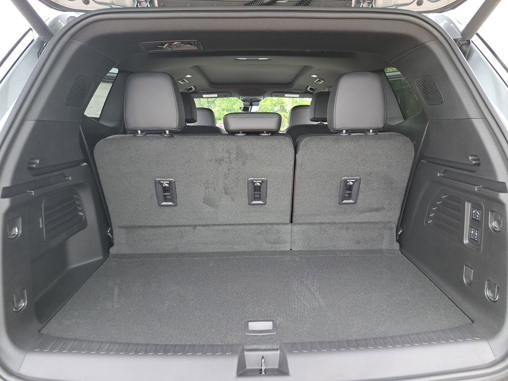 New 2026 Buick Enclave Sport Touring w/ Power Package FWD image 13