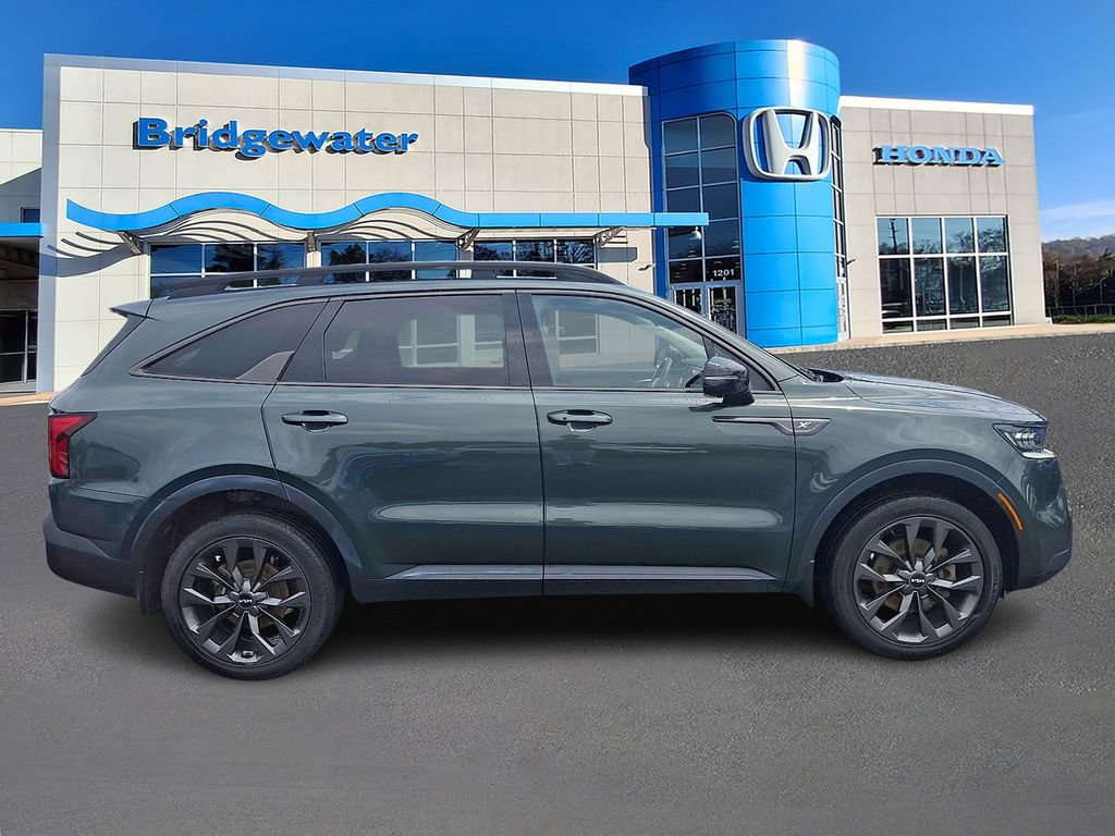 Used 2022 Kia Sorento SX Prestige w/ Rust Color Package AWD/4WD image 7