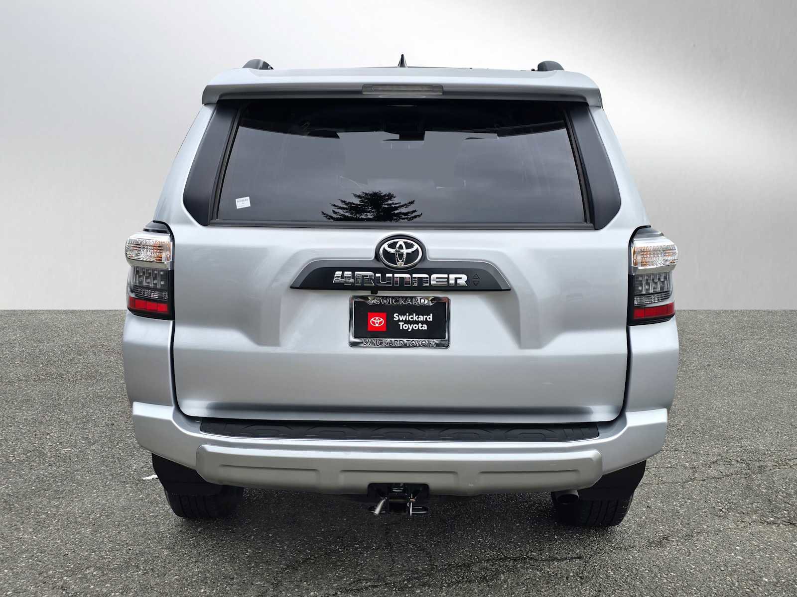 Certified 2023 Toyota 4Runner TRD Off-Road Premium AWD/4WD image 4