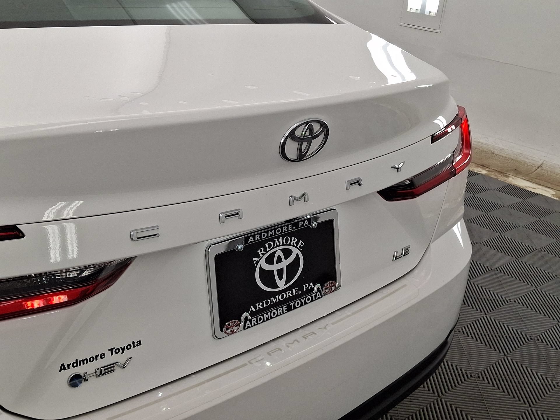 Used 2025 Toyota Camry LE FWD image 23