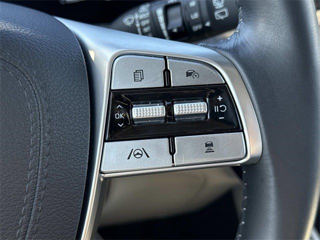 Used 2023 Kia Telluride EX w/ EX Captain's Chair Package image 24