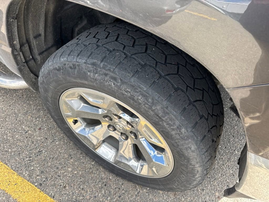 Used 2022 RAM 1500 Big Horn AWD/4WD image 3