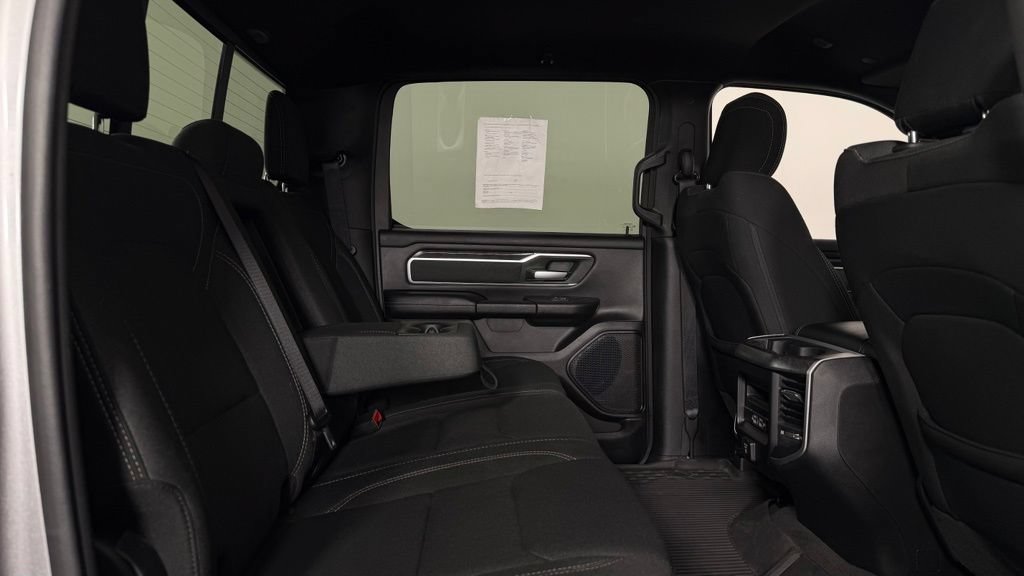 Used 2020 RAM 1500 Big Horn AWD/4WD image 30