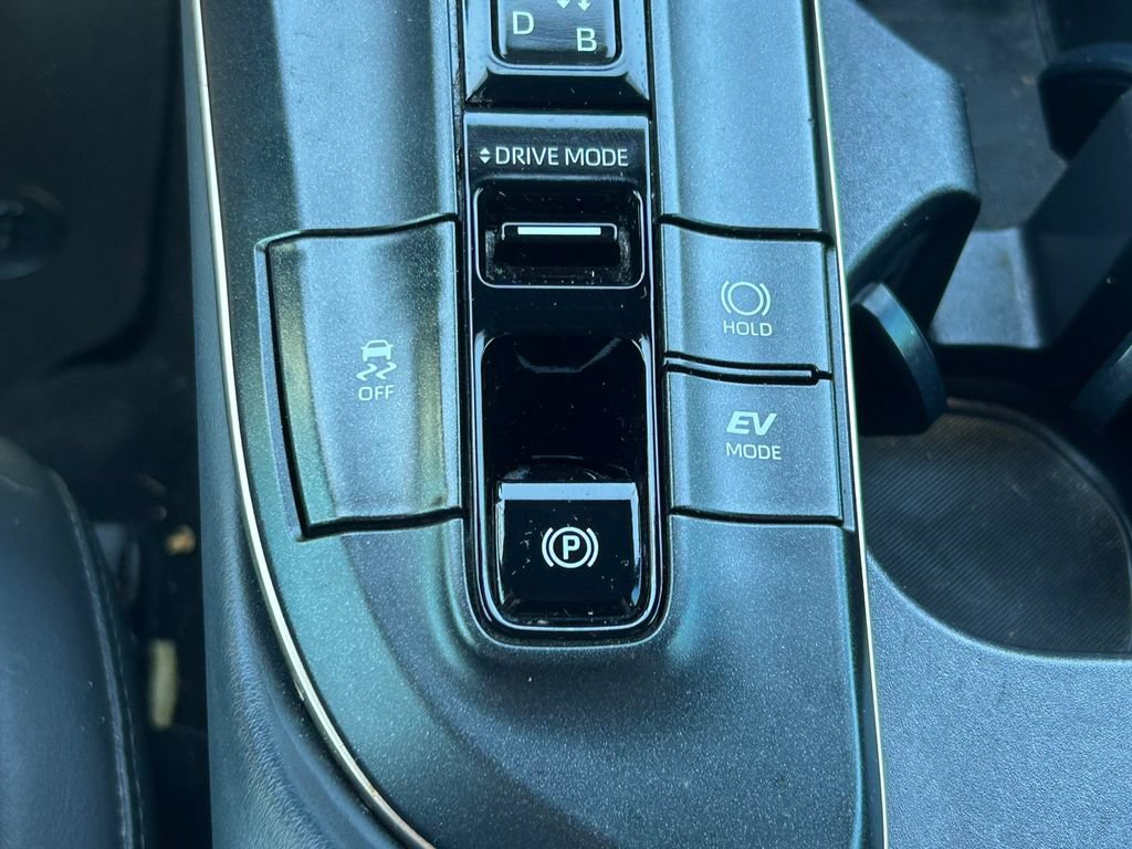 Used 2023 Toyota Crown AWD/4WD image 26