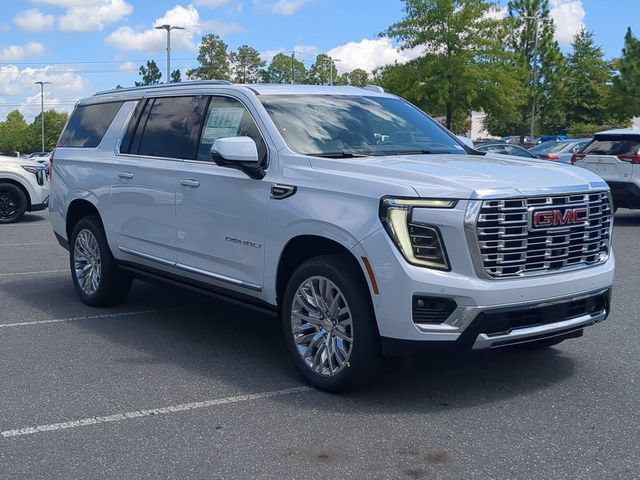 New 2026 GMC Yukon XL Denali w/ Denali Reserve Package AWD/4WD image 3
