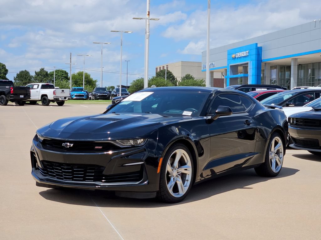 Used 2023 Chevrolet Camaro SS RWD image 4