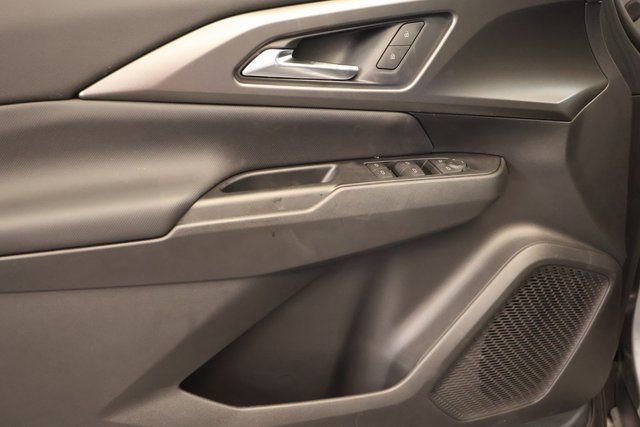 New 2026 Chevrolet Equinox EV LT image 10