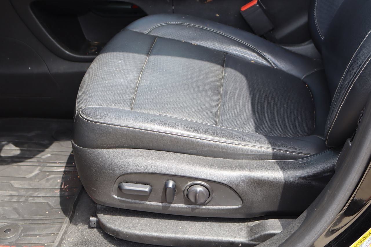 Used 2020 GMC Acadia SLT FWD image 15
