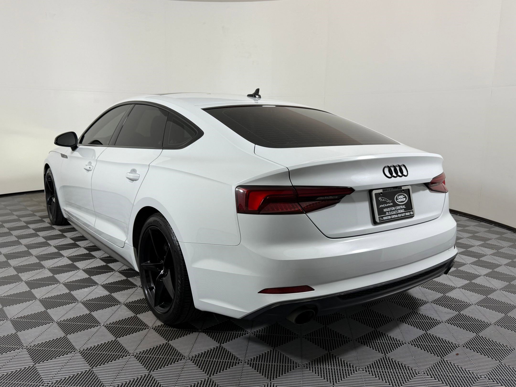 Used 2019 Audi A5 2.0T Premium w/ Convenience Package image 3