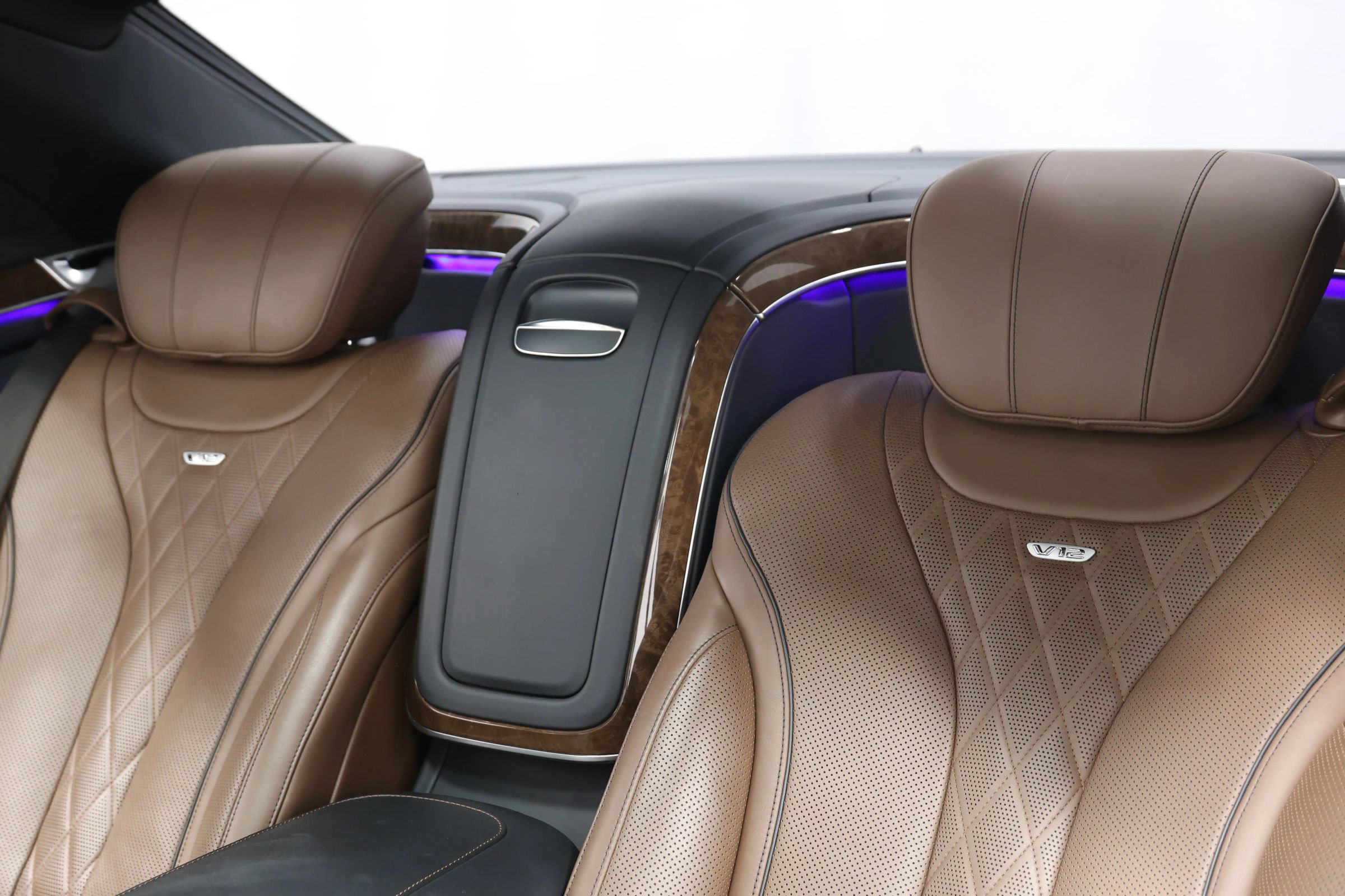 Used 2016 Mercedes-Benz Maybach S 600 image 53