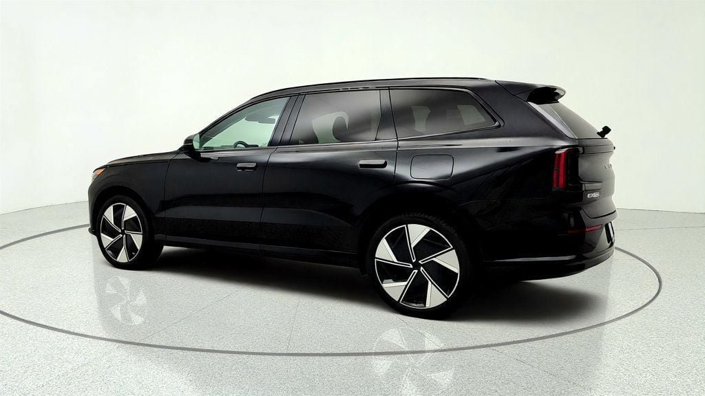 Used 2025 Volvo EX90 Plus AWD/4WD image 7