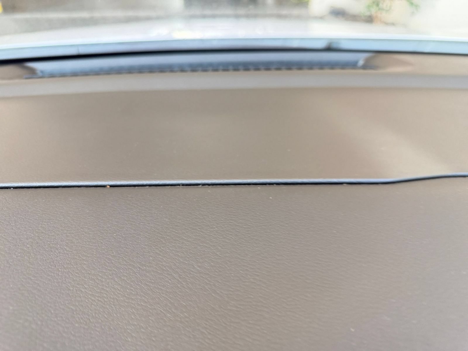 Used 2025 Nissan Sentra SV FWD image 17