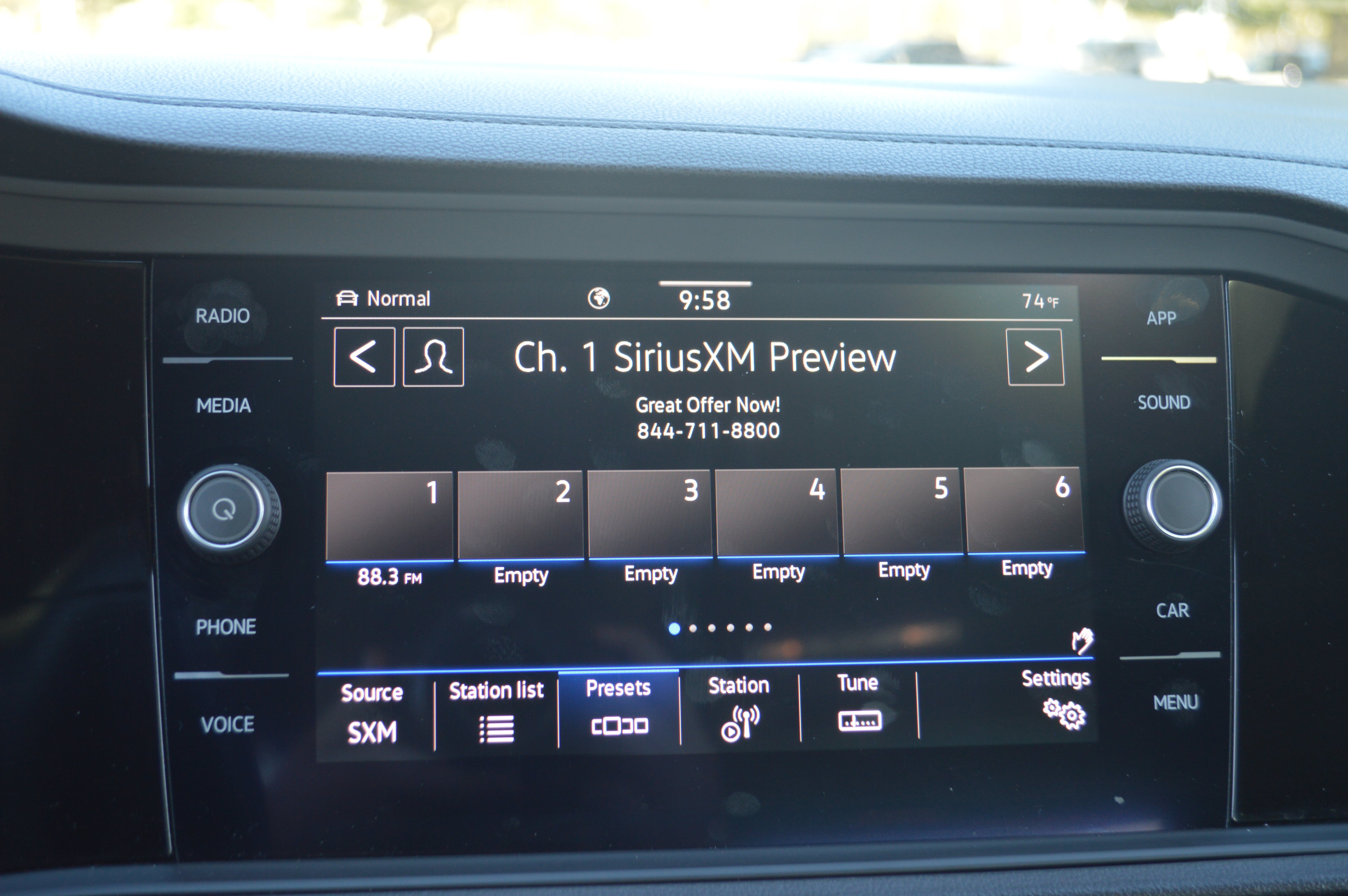 Used 2022 Volkswagen Jetta GLI Autobahn FWD image 18