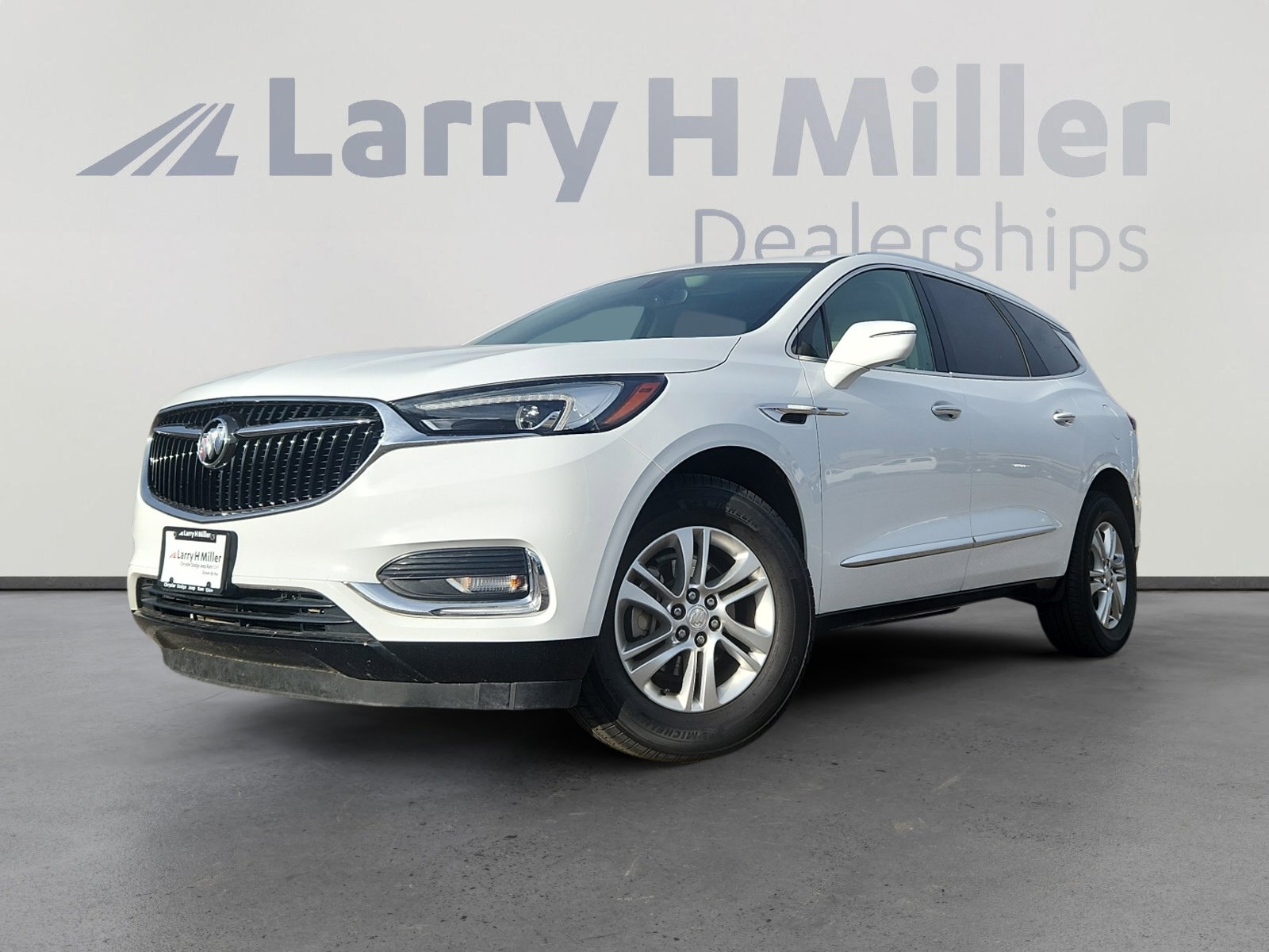 Used 2019 Buick Enclave Essence image 1