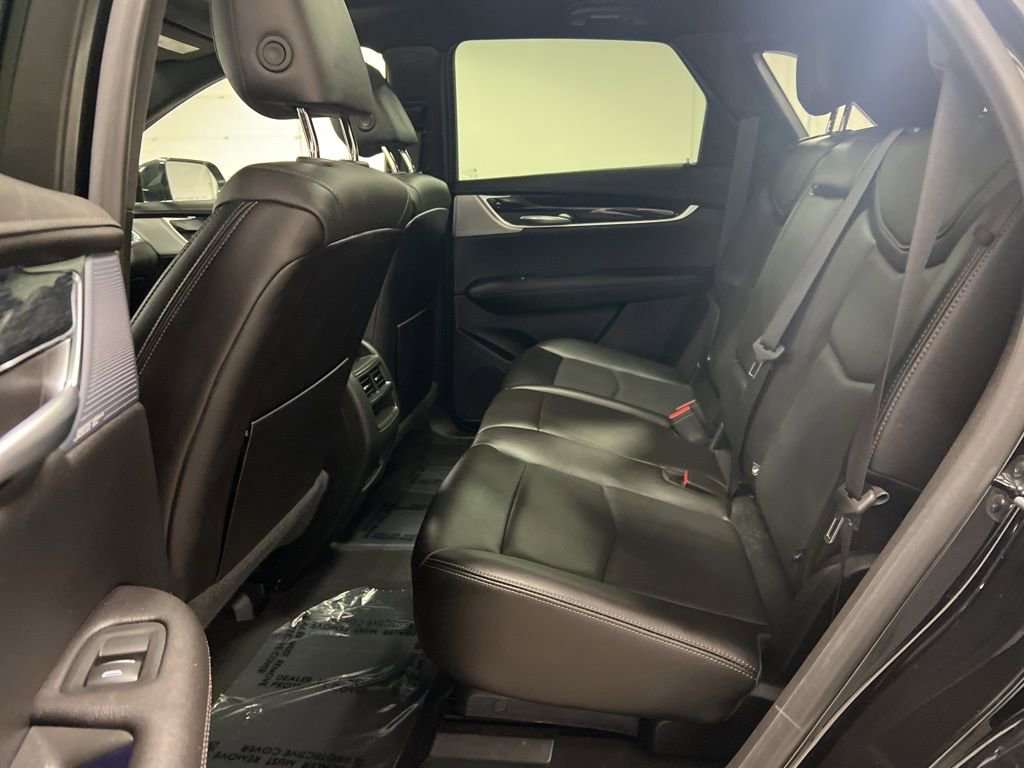 Certified 2025 Cadillac XT5 Premium Luxury image 10