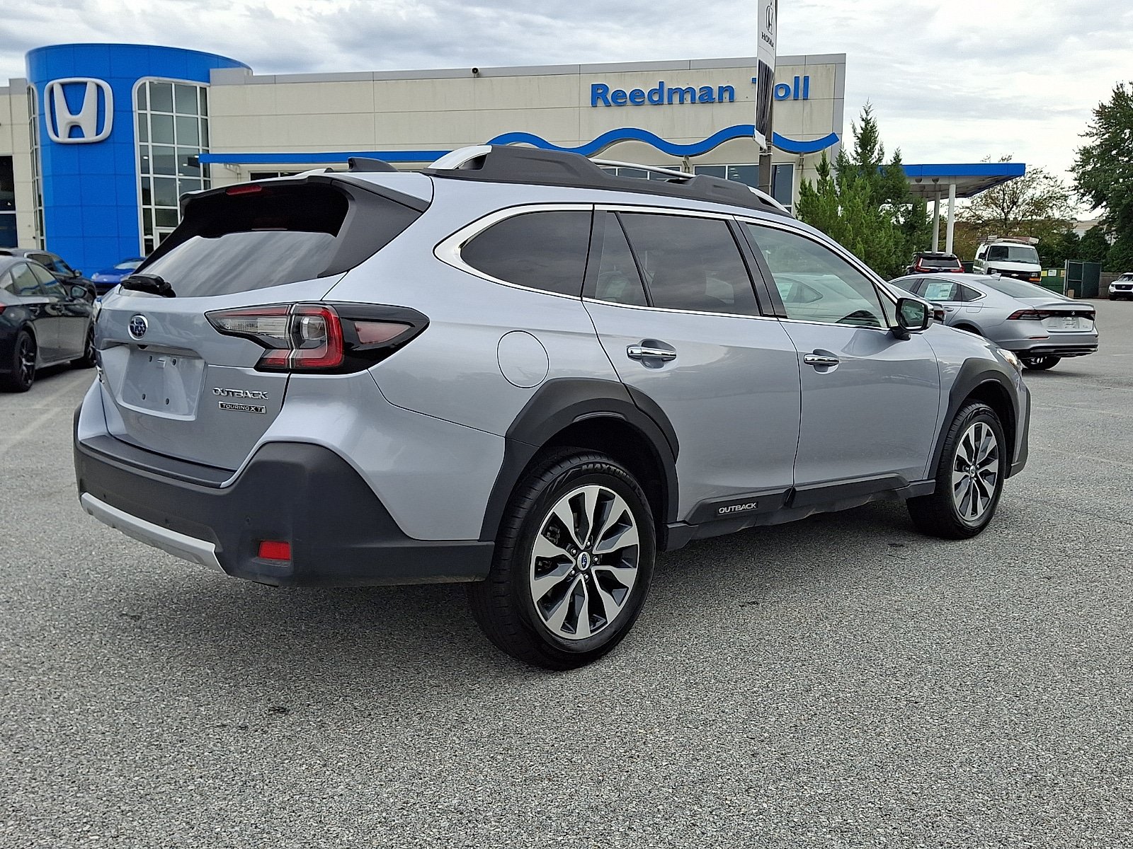 Used 2023 Subaru Outback Touring XT AWD/4WD image 6
