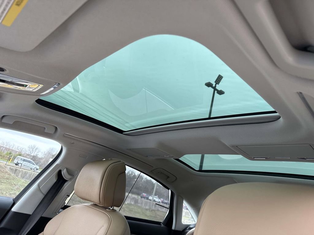 Used 2021 Audi A8 L 4.0T w/ Executive Plus Package image 20