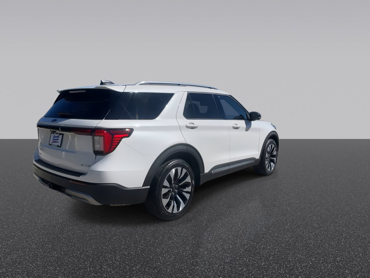 Used 2026 Ford Explorer Platinum w/ LUX Leather Package AWD/4WD image 9