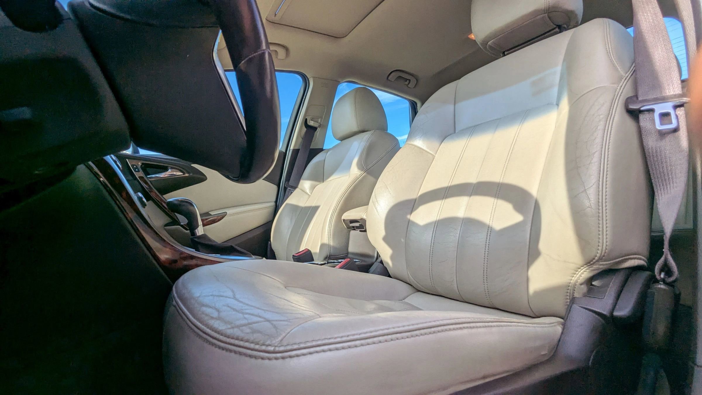 Used 2012 Buick Verano Leather FWD image 10