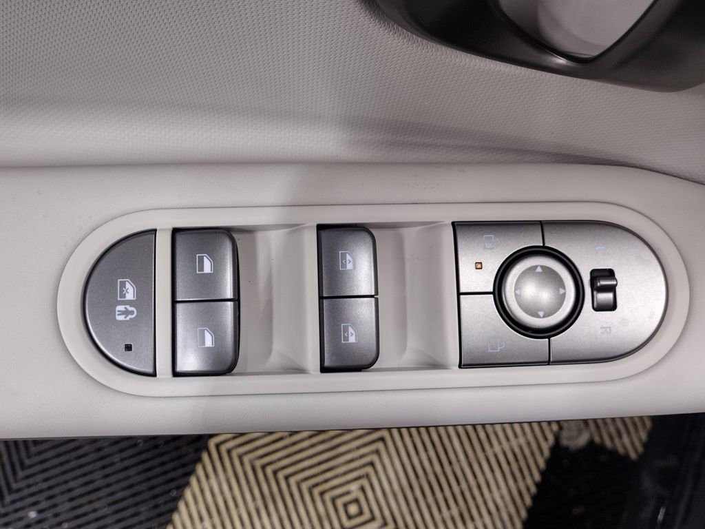 New 2026 Hyundai Ioniq 5 SEL AWD/4WD image 18