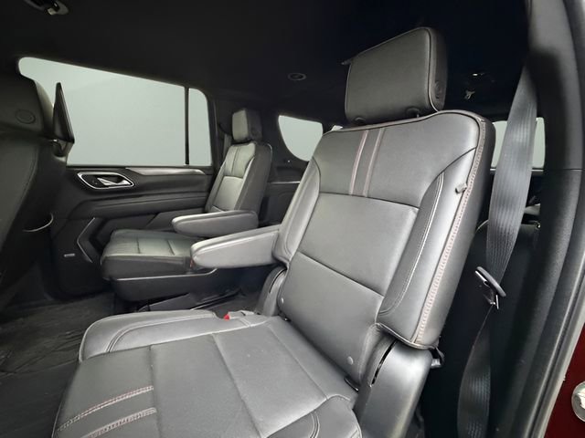 Used 2023 Chevrolet Suburban RST w/ Luxury Package image 30