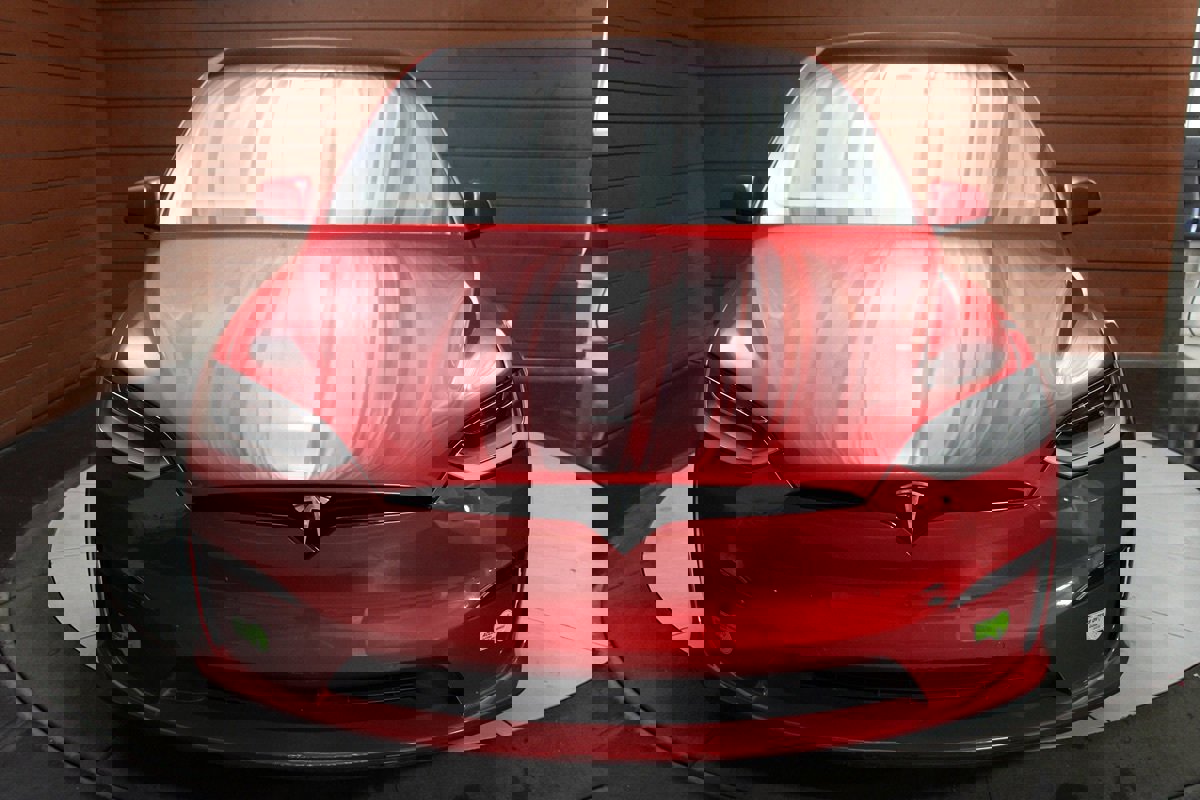 Used 2022 Tesla Model X image 63