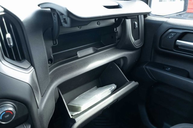 Used 2019 Chevrolet Silverado 1500 Custom w/ Custom Value Package image 19